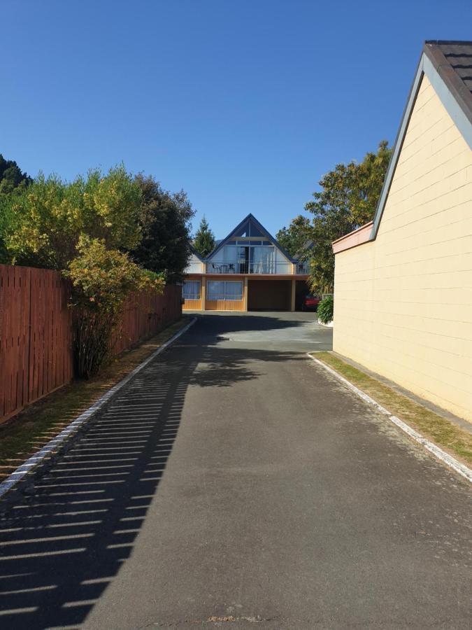 Milton Chalet Motel Nelson Exterior foto